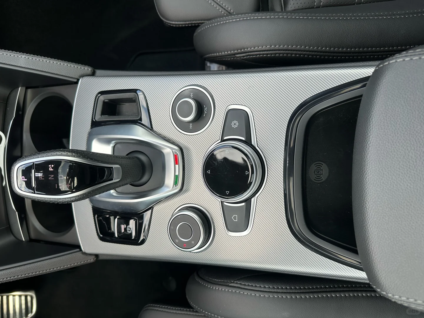 颜值与性能双杀的意式尤物｜斯坦维赛道版