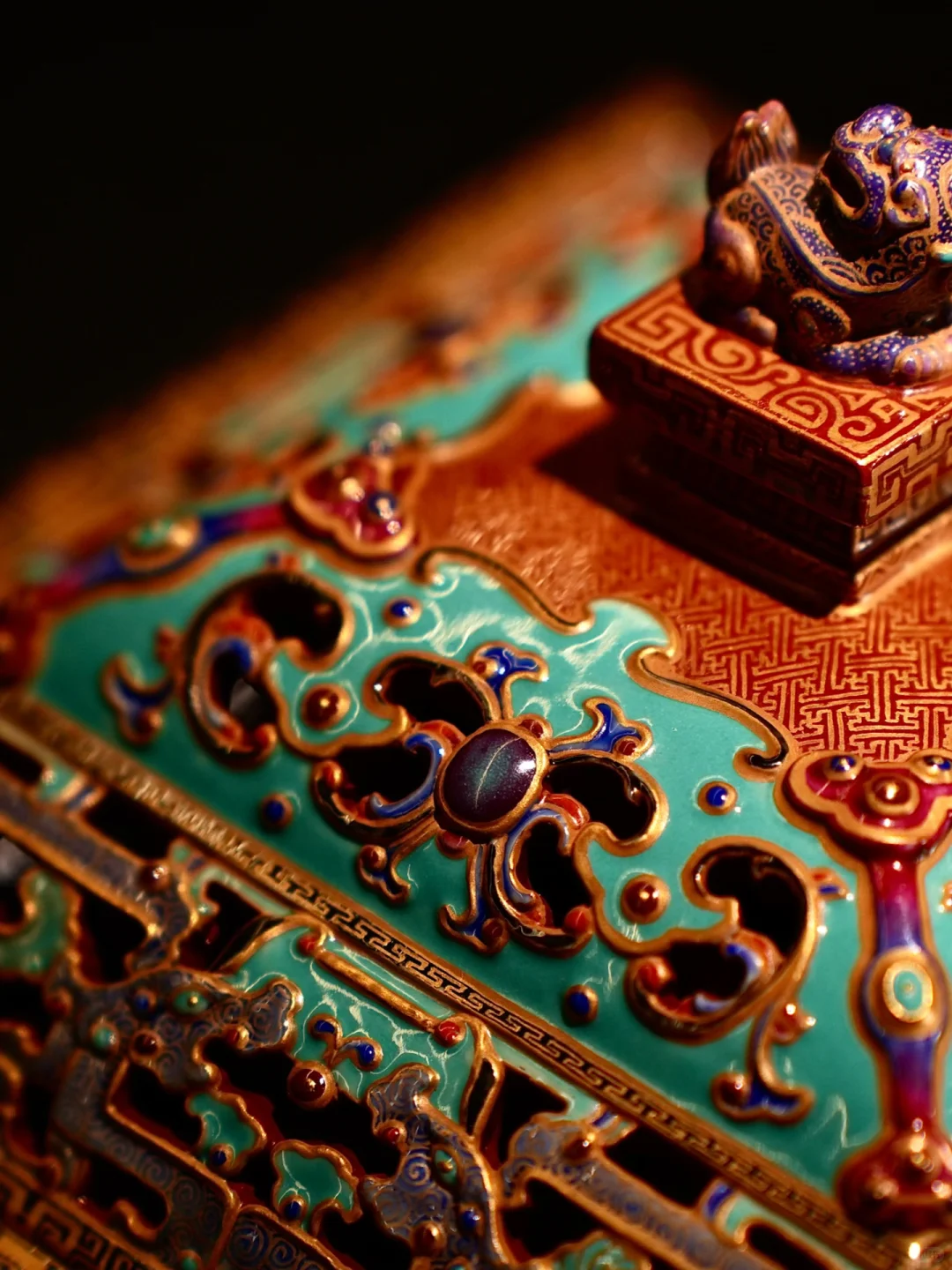 被故宫馆藏级的当代瓷器作品长什么样❓