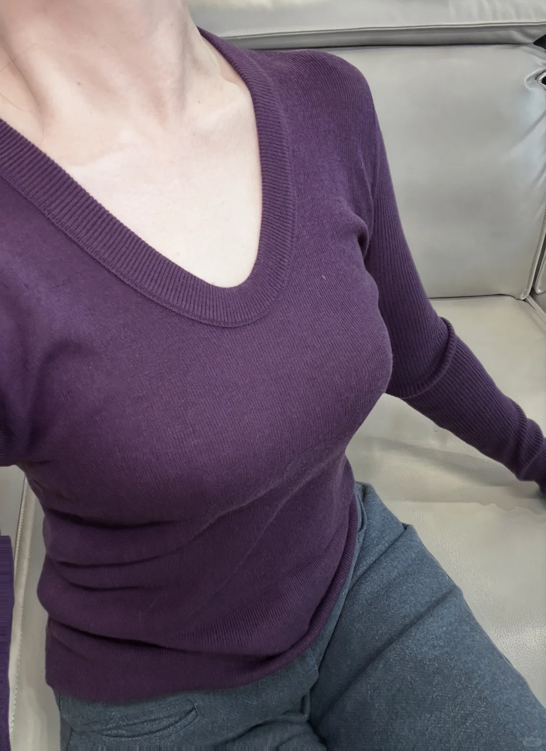 听说熟龄职场女性穿紫色很性感？