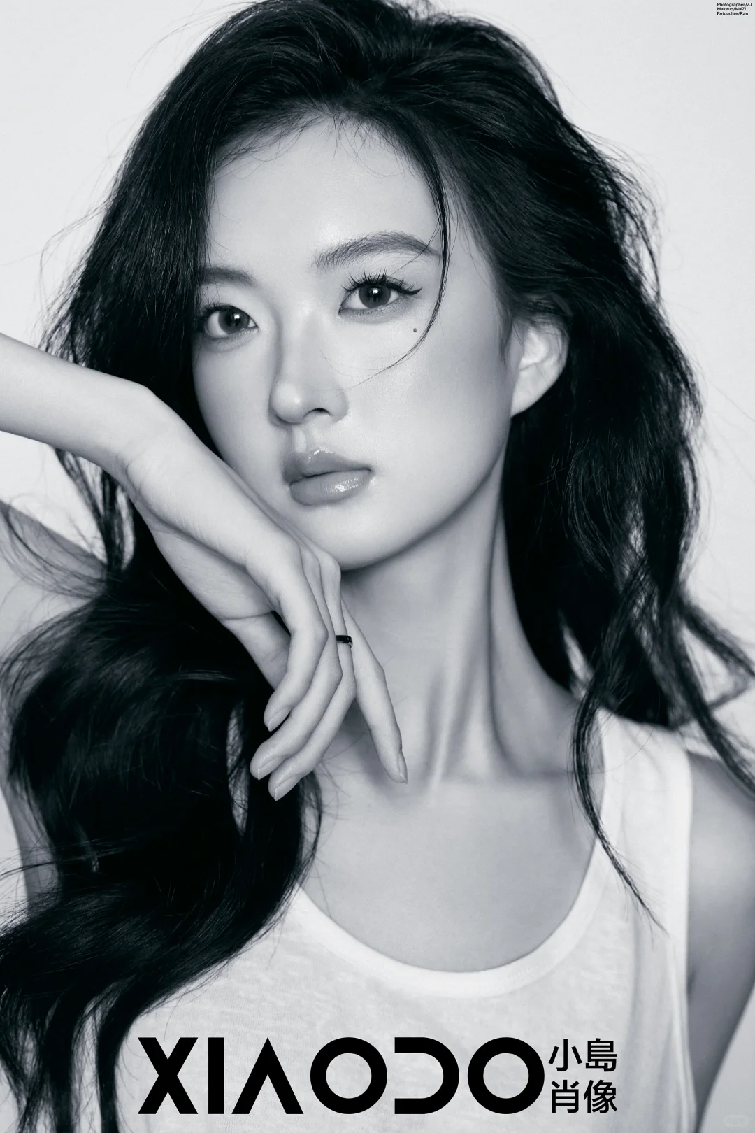 超A性感辣妹风❕黑白御姐写真