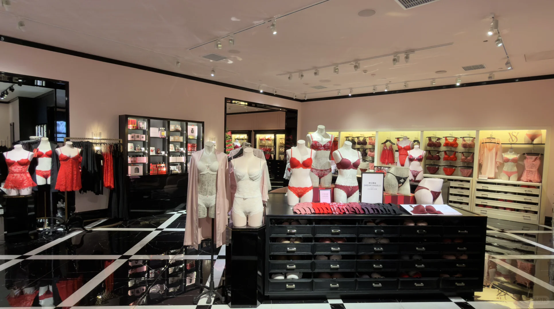 维密大放假啦🪽