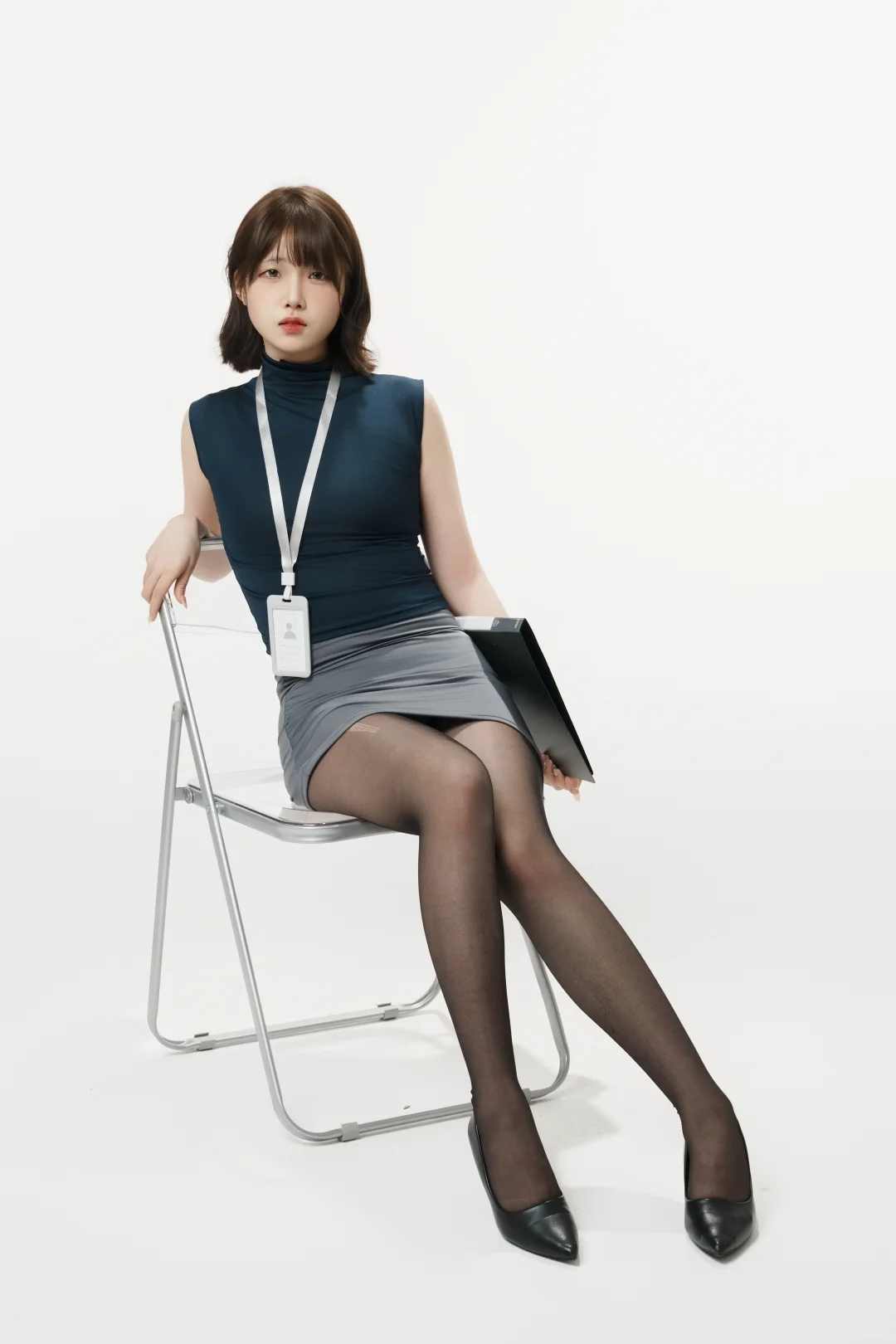 办公室新来了一个实习生