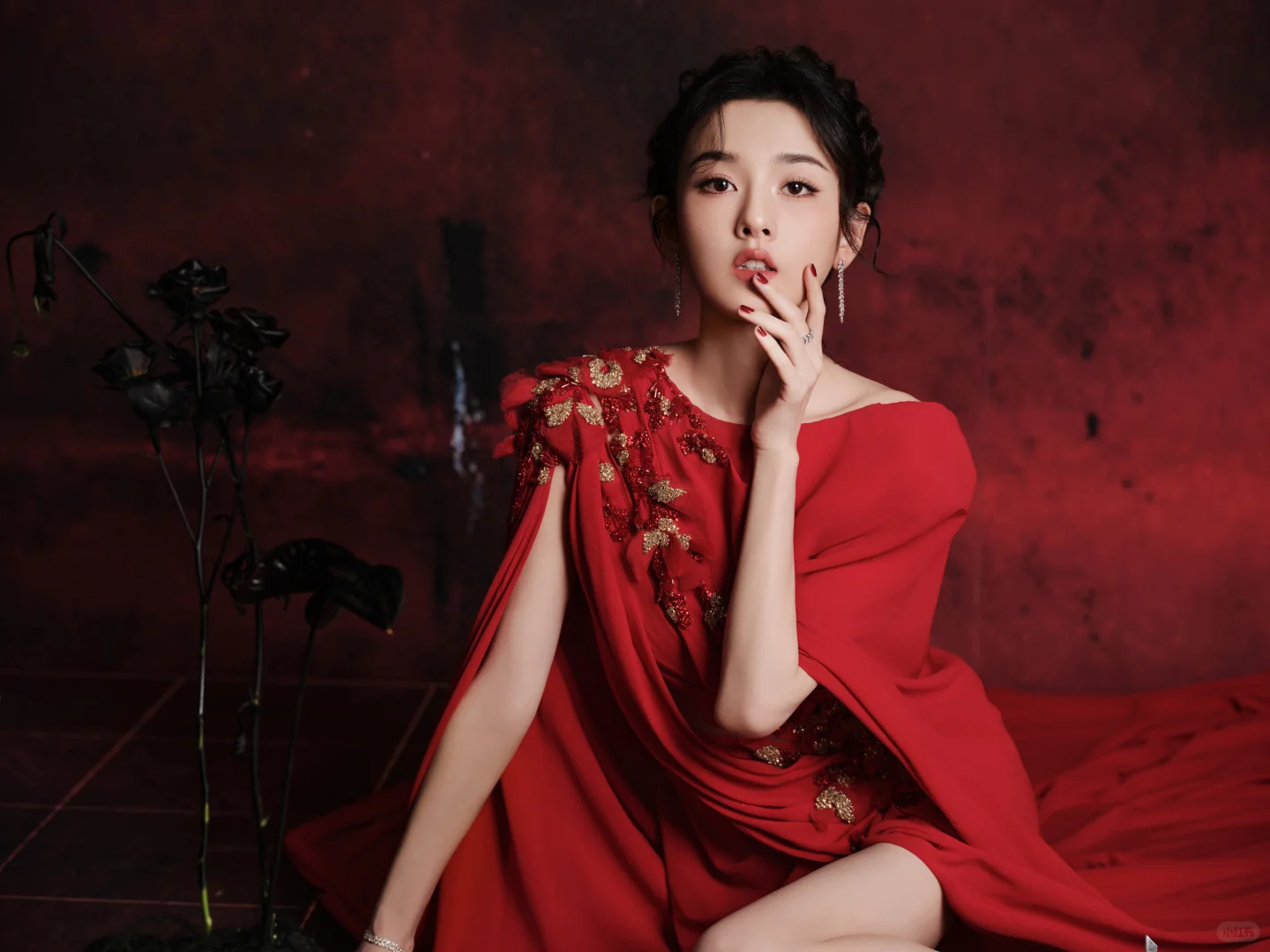 宋祖儿活动造型🥀娇艳欲滴的小红帽~