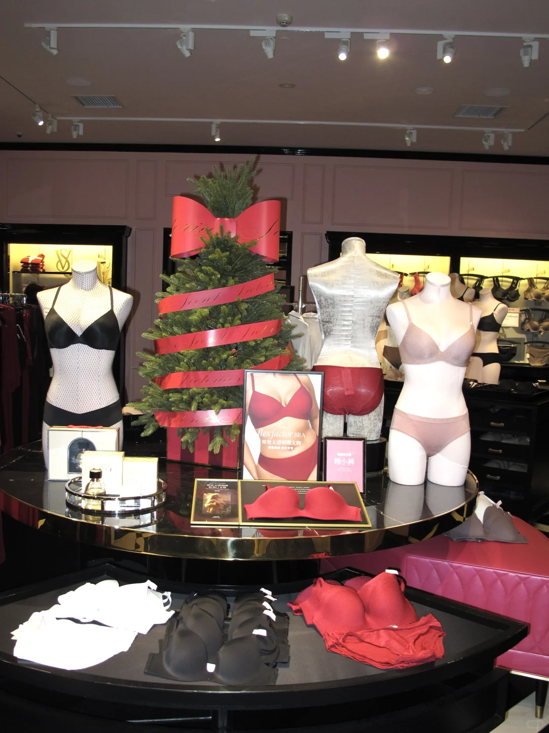 到了年末，不得不买的维密「惊喜12日」狂欢