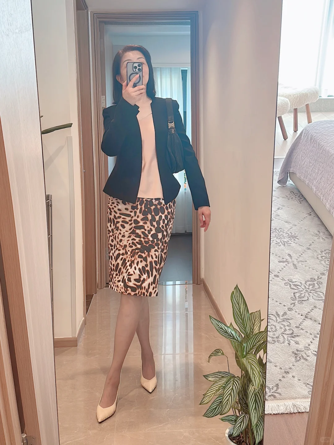 50➕穿搭：豹纹也能穿出优雅