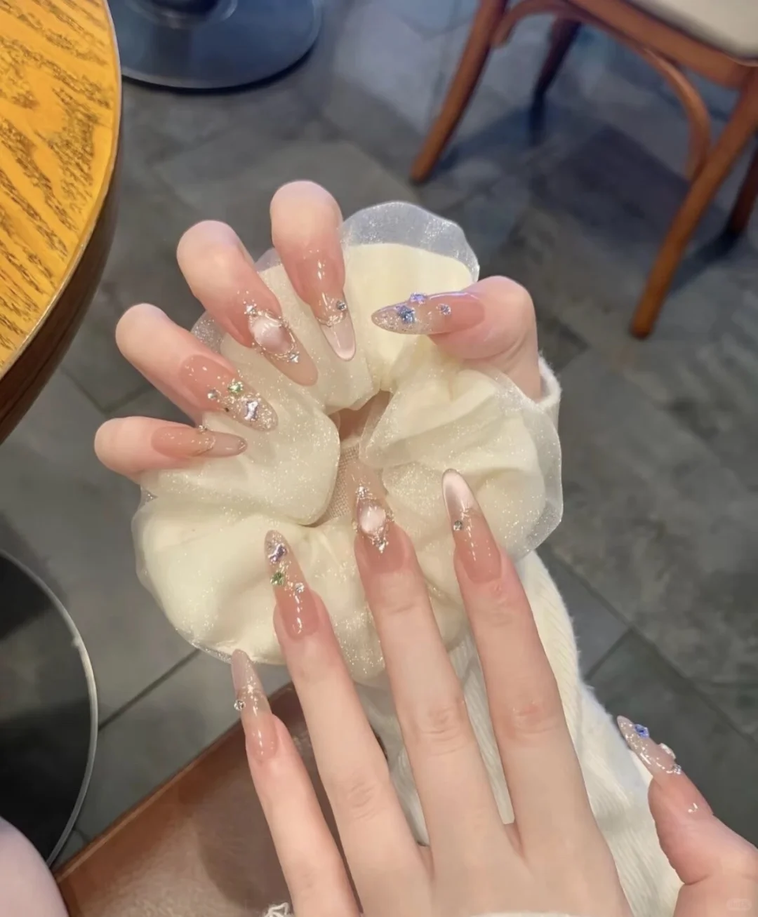 冬日纯欲天花板美甲❄️ 软fufu氛围感拉满