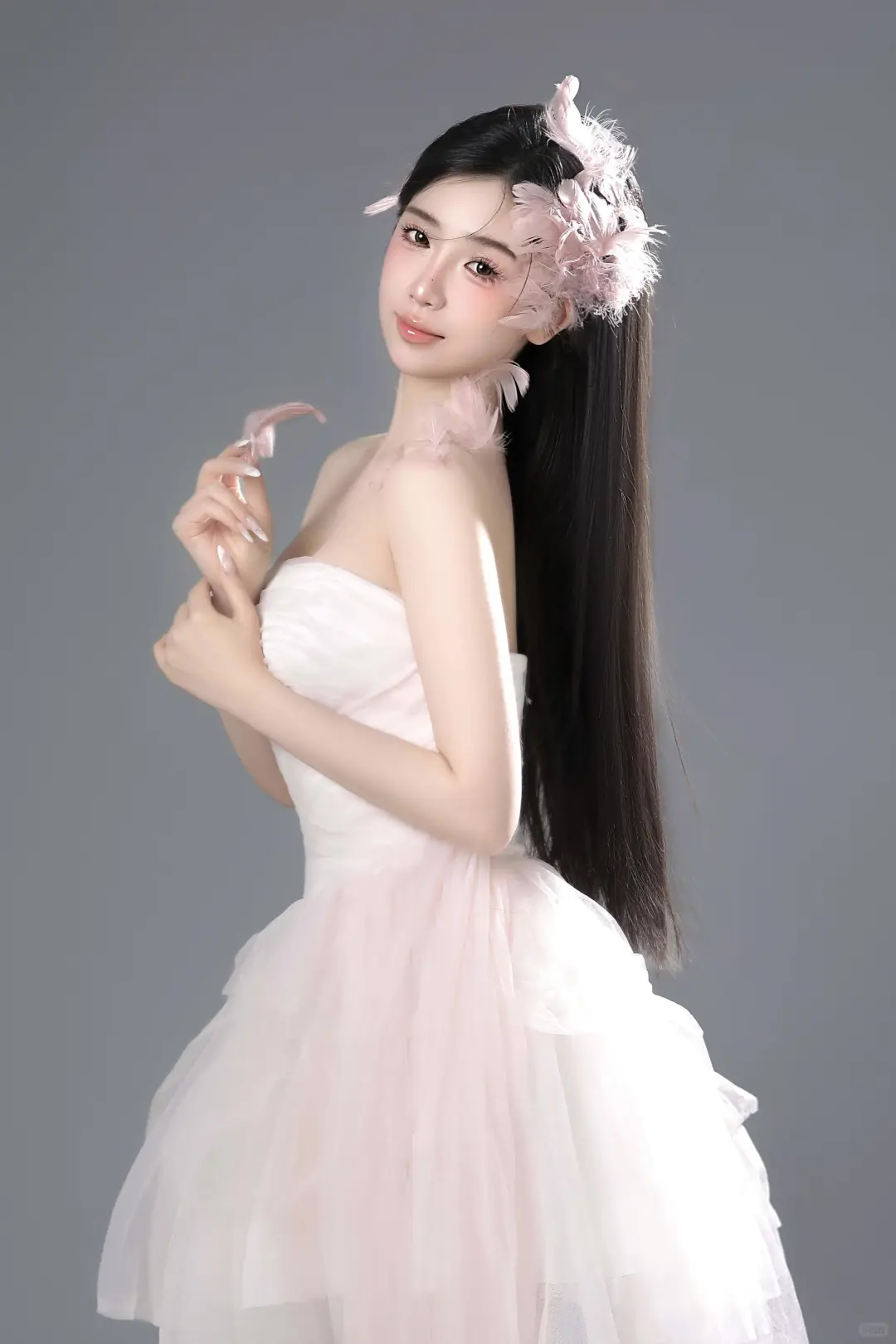 🦢☁️*ੈ♡⸝⸝🎀⋆ 纯欲羽毛写真