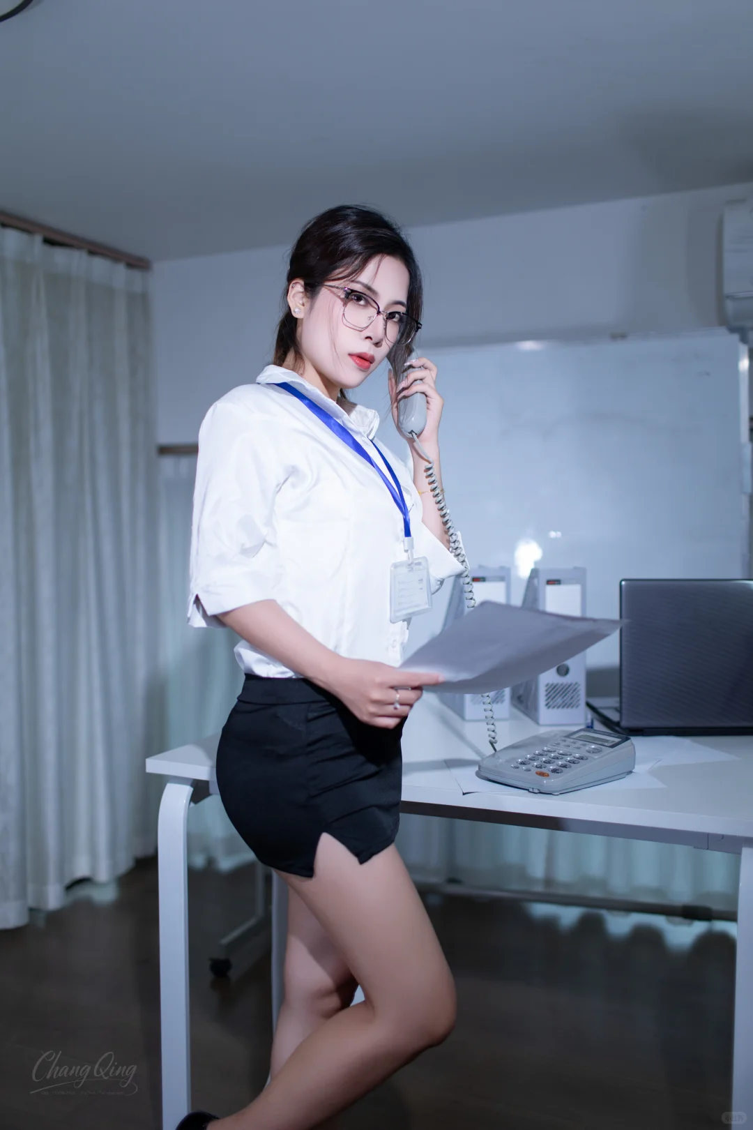 办公室海妖风御姐，一键解锁气质 buff💼