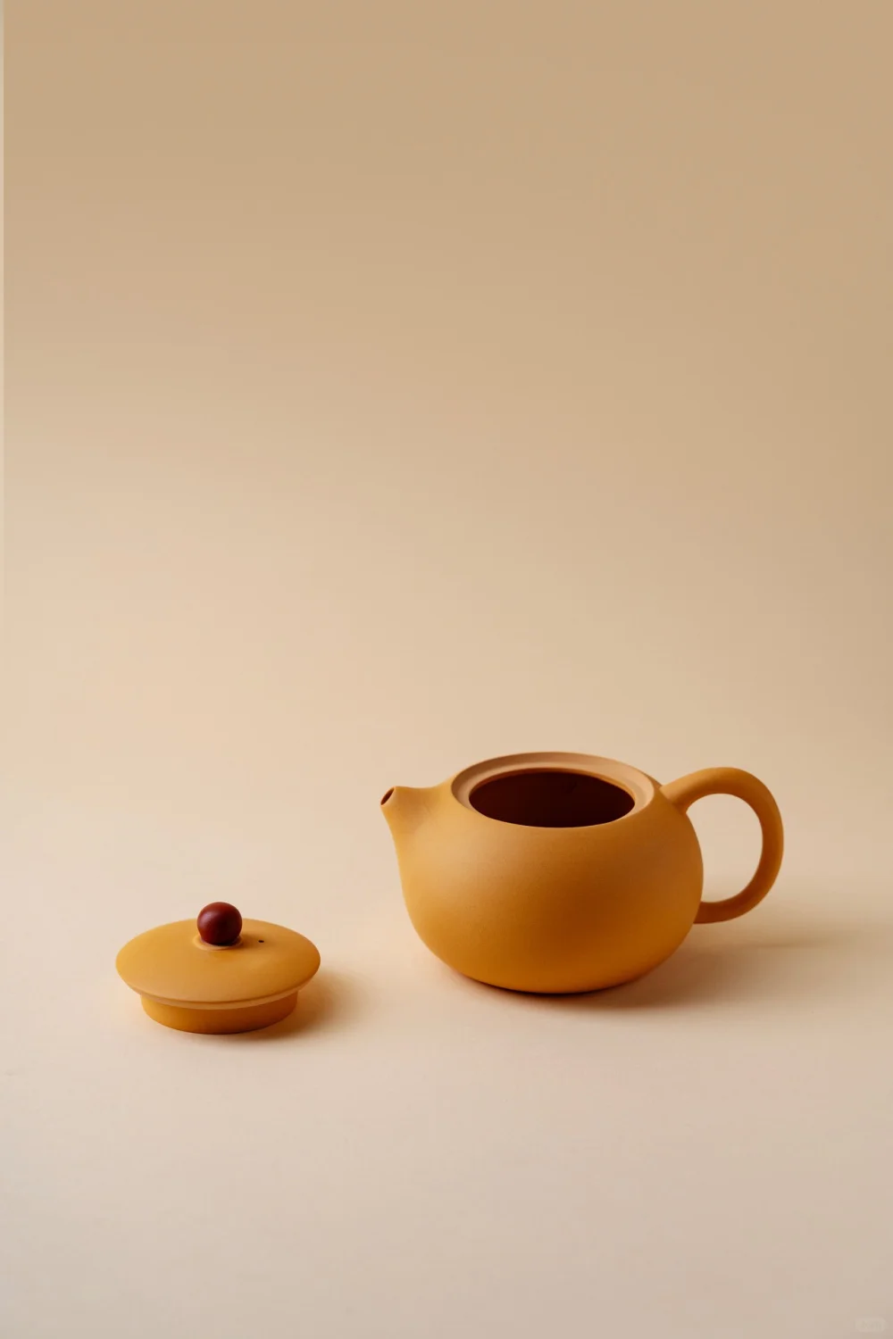 黄段泥里养出的，是茶汤也是岁月