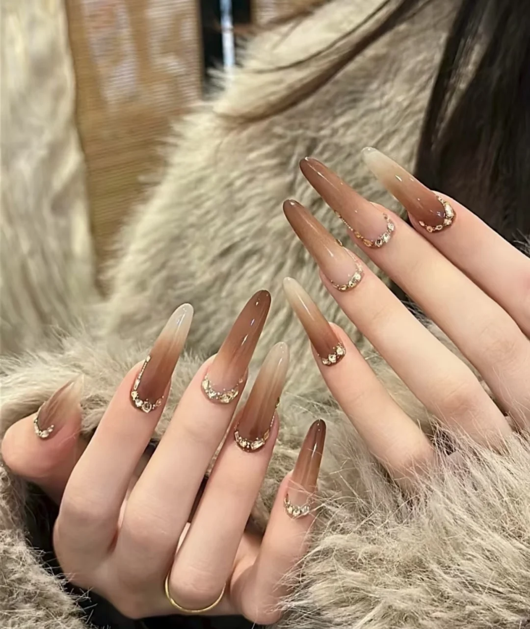 冬日纯欲天花板美甲❄️ 软fufu氛围感拉满