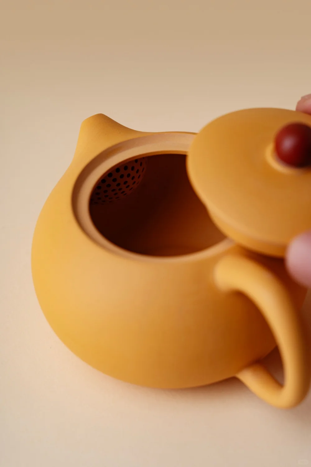 黄段泥里养出的，是茶汤也是岁月