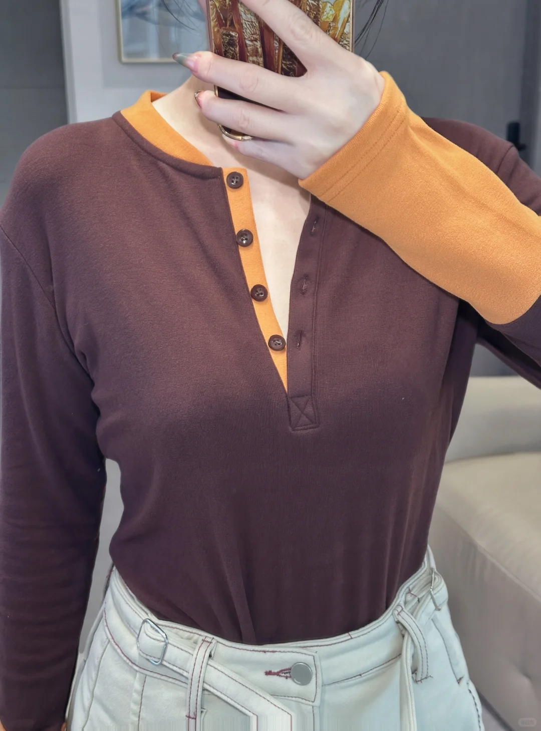 小性感！穿搭学韩女果然没错！吸睛撞色假两件