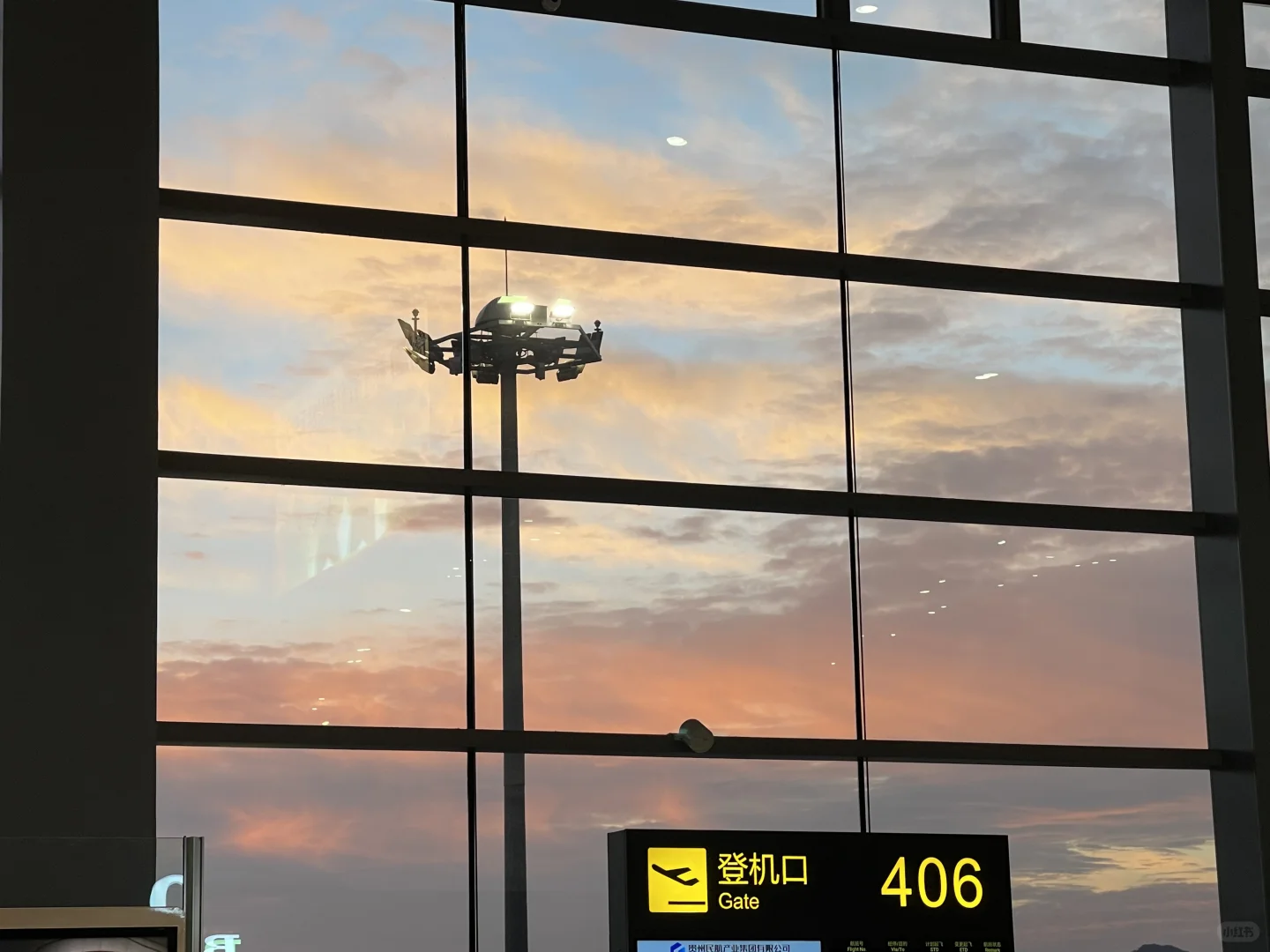 在维多利亚的秘密经销店的工作就到这里啦