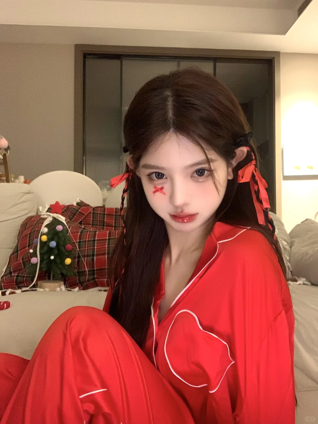 我就这样沉迷红色🍎𓈒𓍼 ⊹.⋆꙳🍒