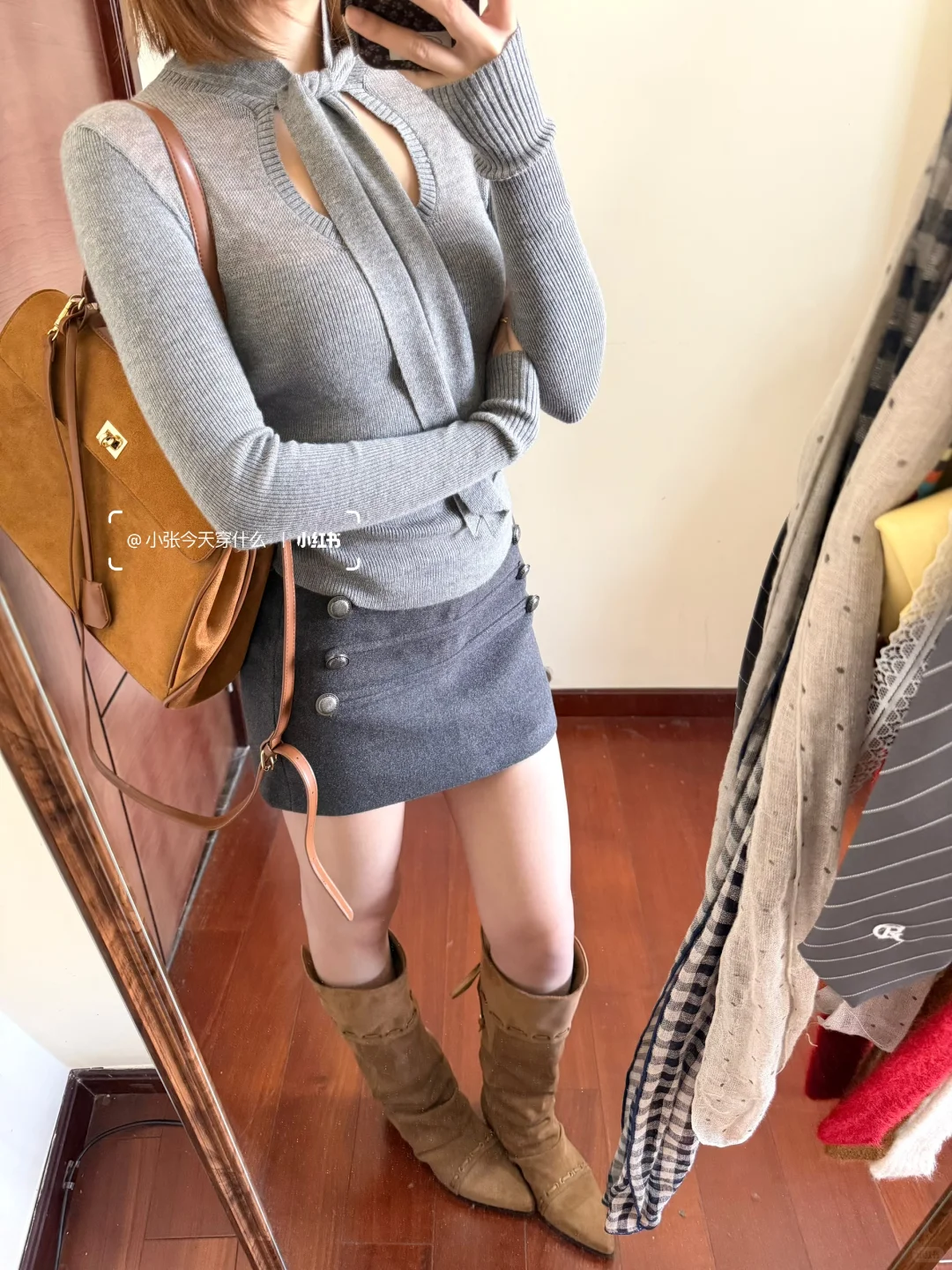 新品预览“毛呢包臀裙”🩶✨韩韩的灰色系姐姐～
