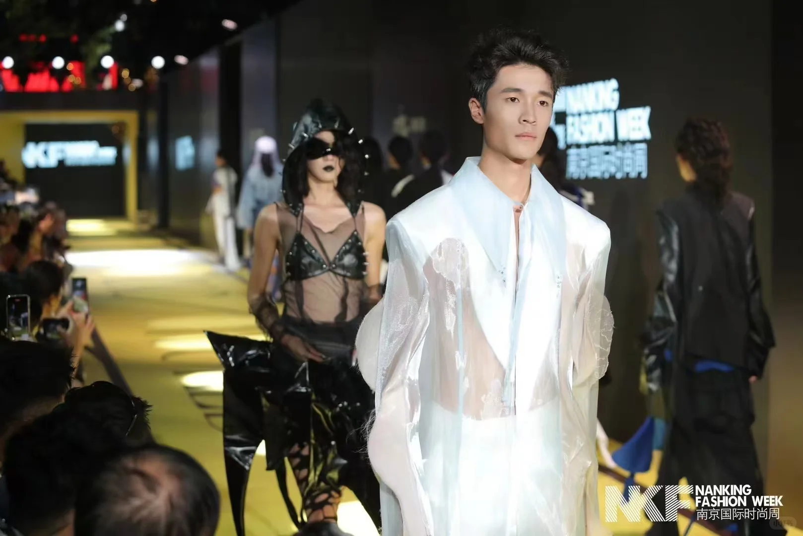 国际时装周返图来啦