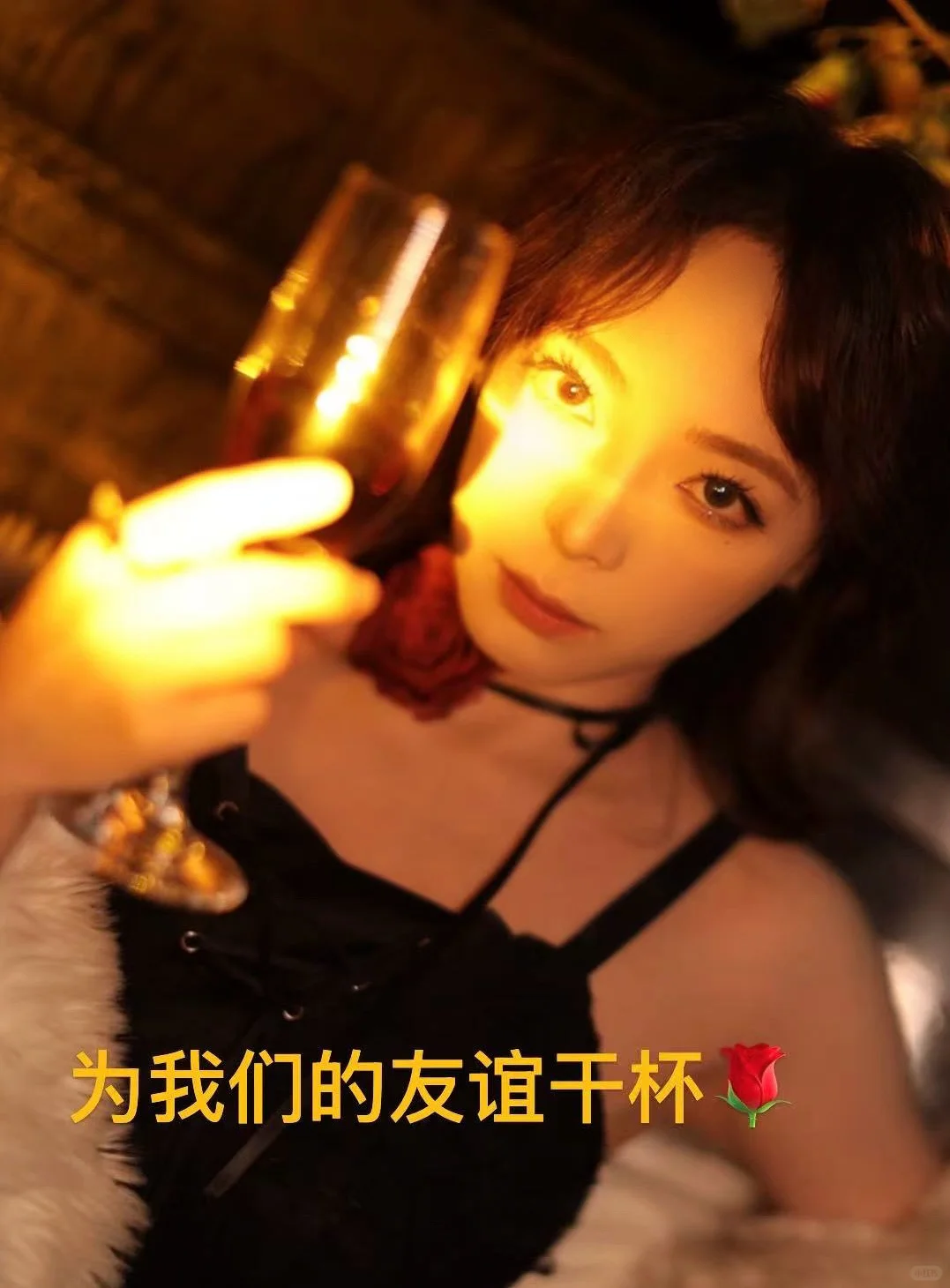 写真拍完，沉迷制作表情包哈哈哈哈哈哈