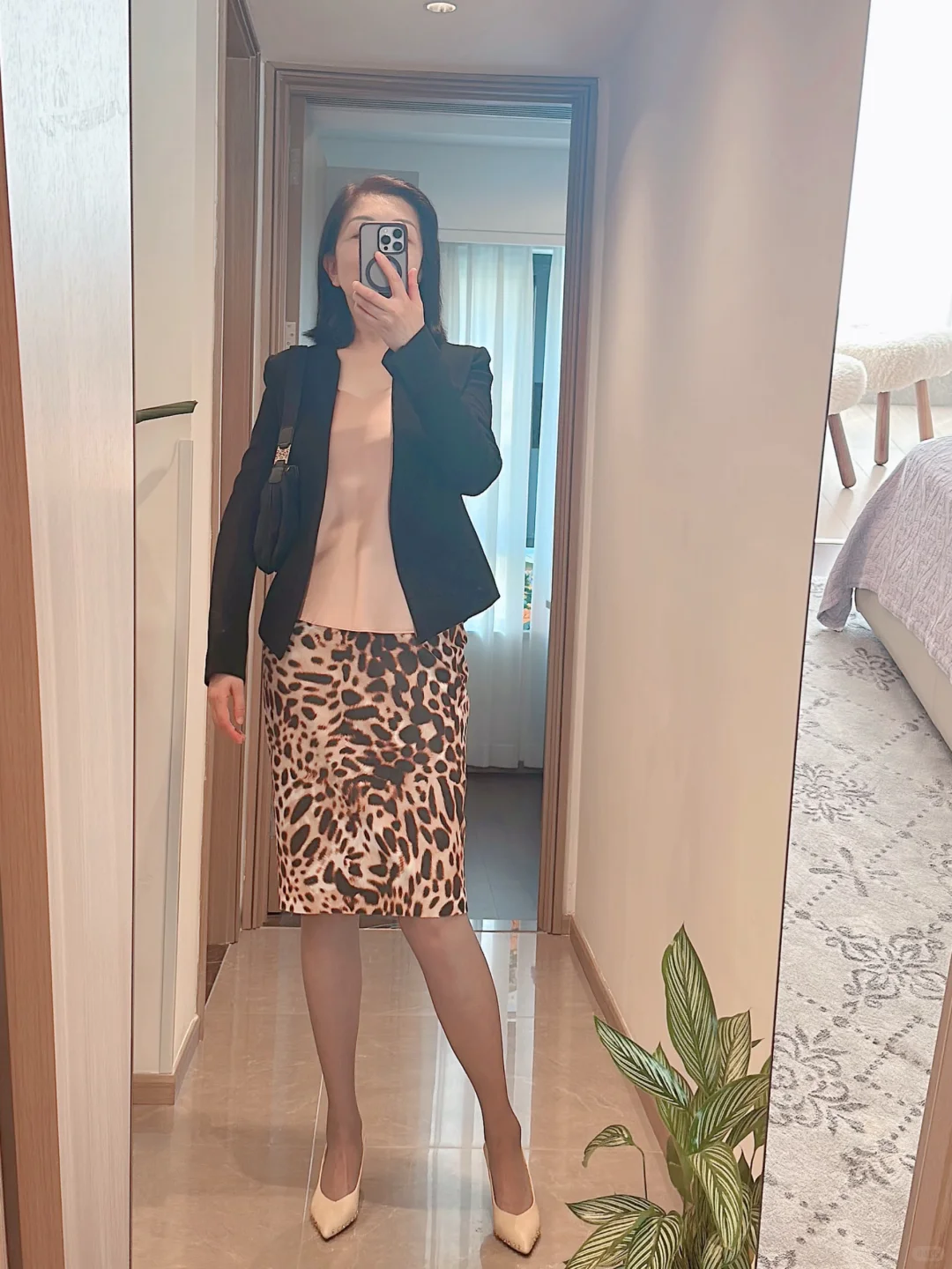 50➕穿搭：豹纹也能穿出优雅