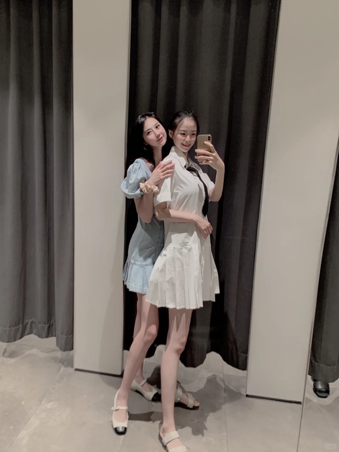 加入嫩模行业的第一天|试衣间拍大片ootd