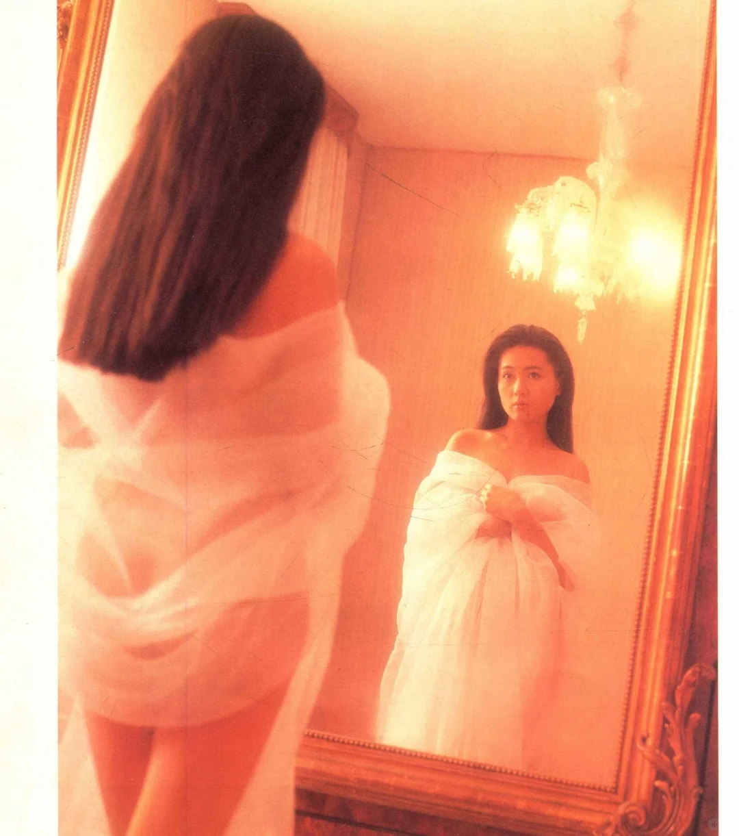 绽放美丽李丽珍写真集很多照片是不能放出来