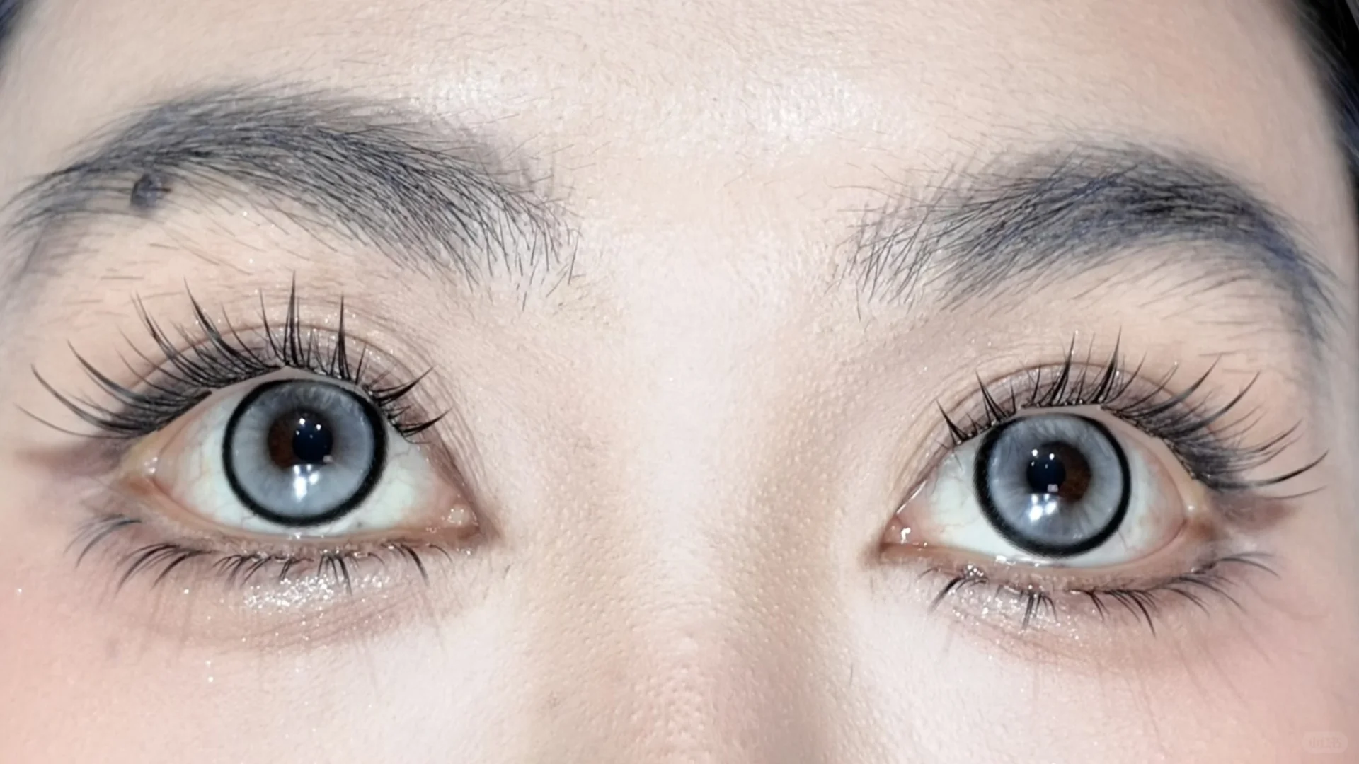 好喜欢今天的眼妆呀～