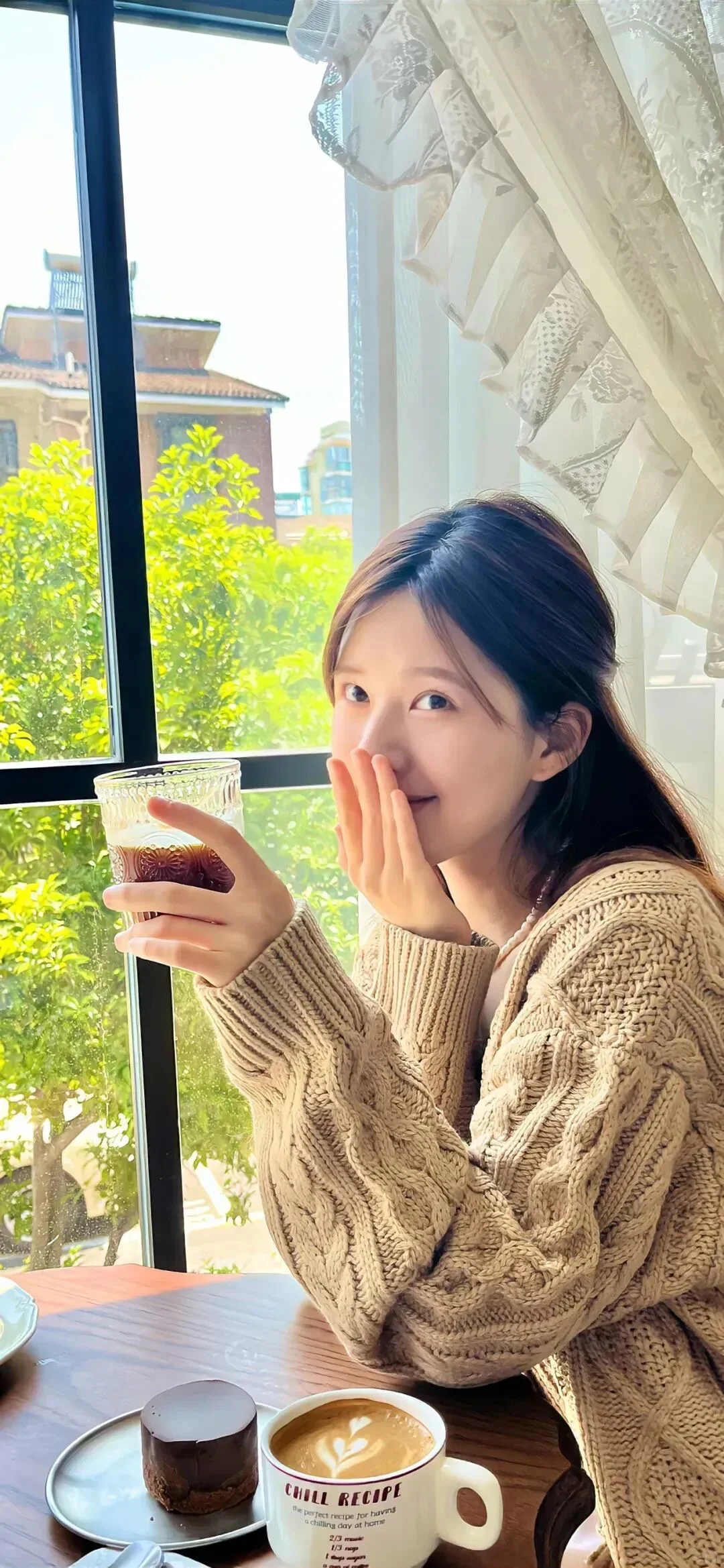 𝗦𝗛𝗔𝗥𝗘 全屏壁纸| 宝藏女孩赵露思