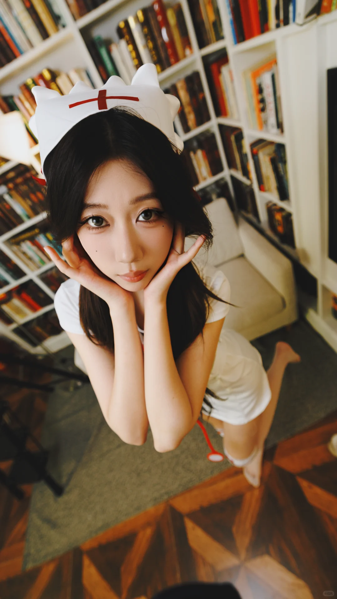 拒绝打卡照！凌嘉版搞怪小护士普通人如何拍？