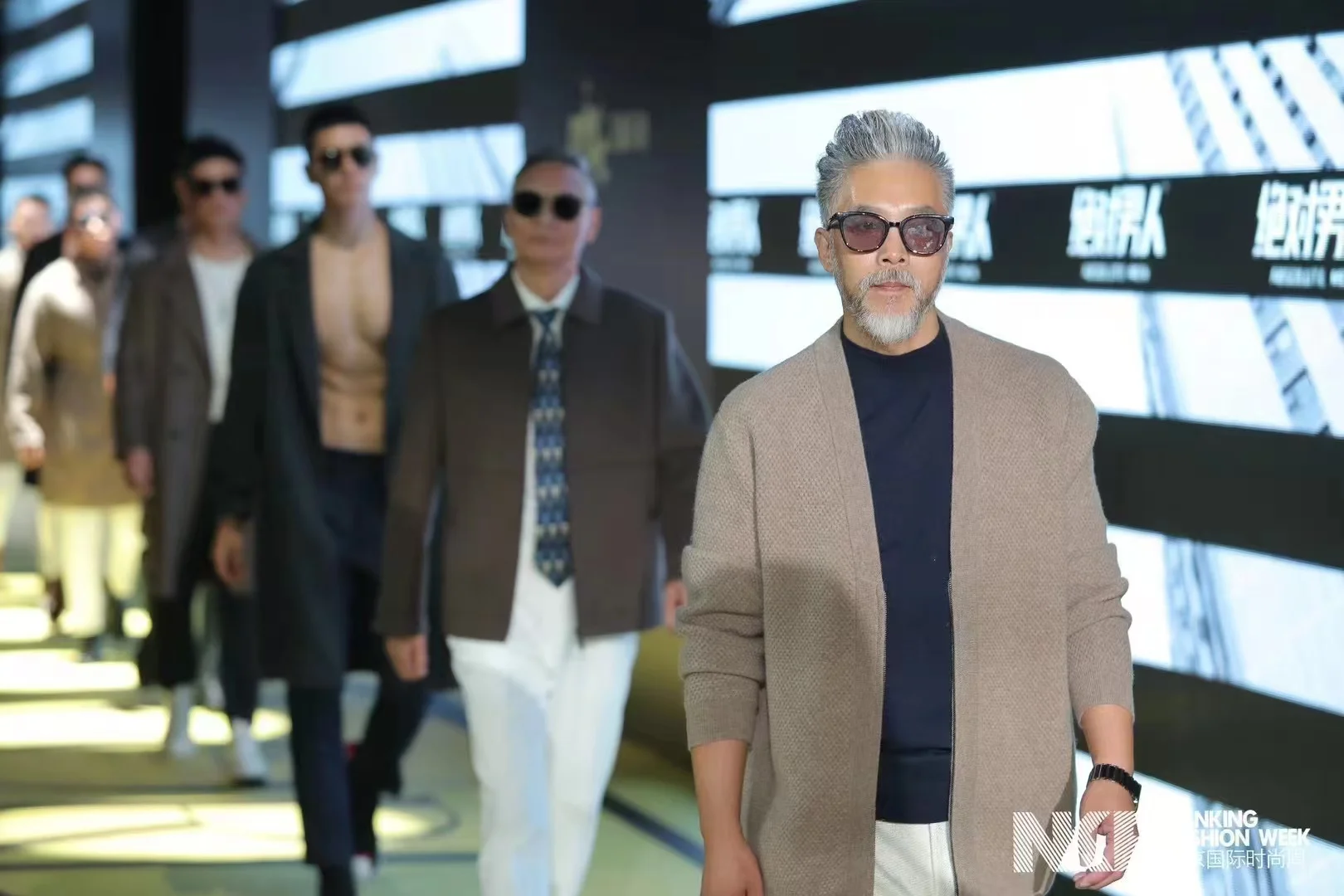 国际时装周返图来啦