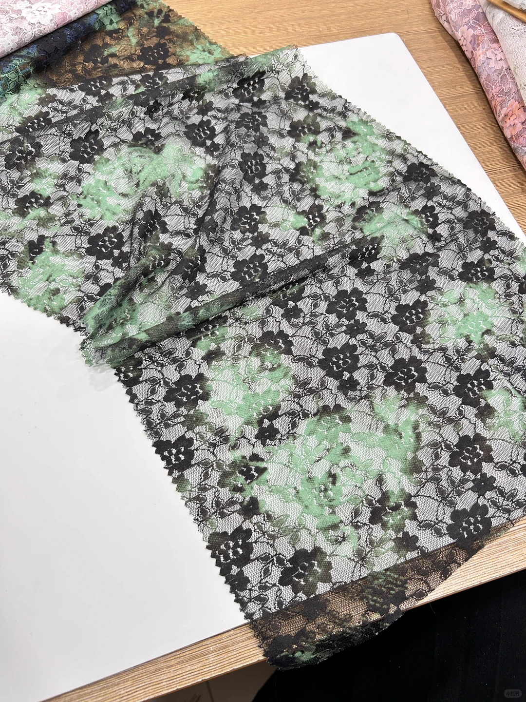 9张绝美蕾丝图片，拿去做衣服