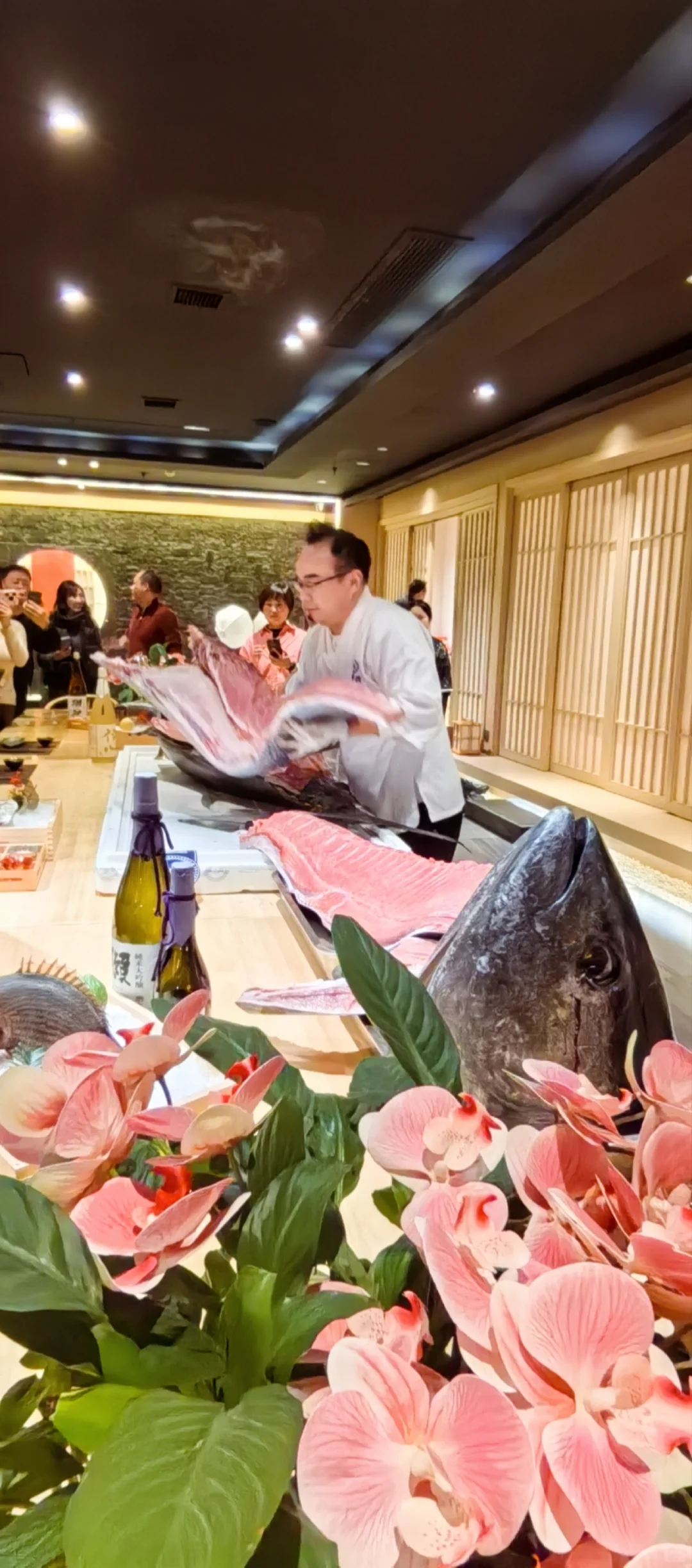 去吃蓝鳍金枪鱼~金枪鱼了！！！🌴