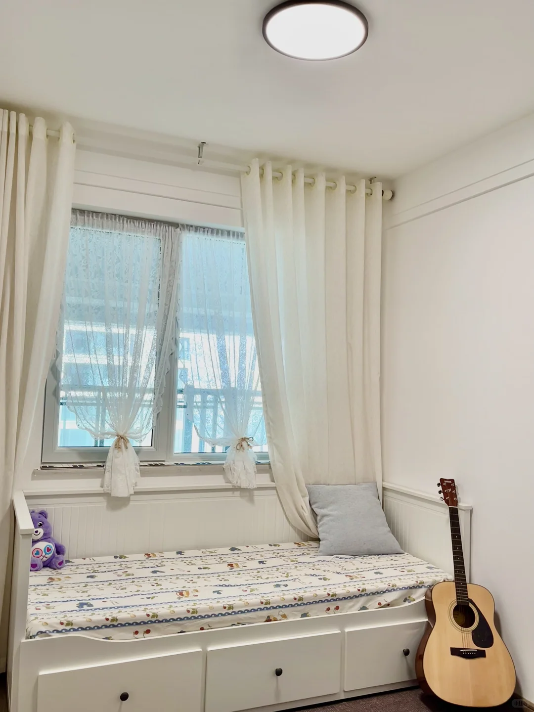 绝美蕾丝窗帘我家也有了！！内开窗✅