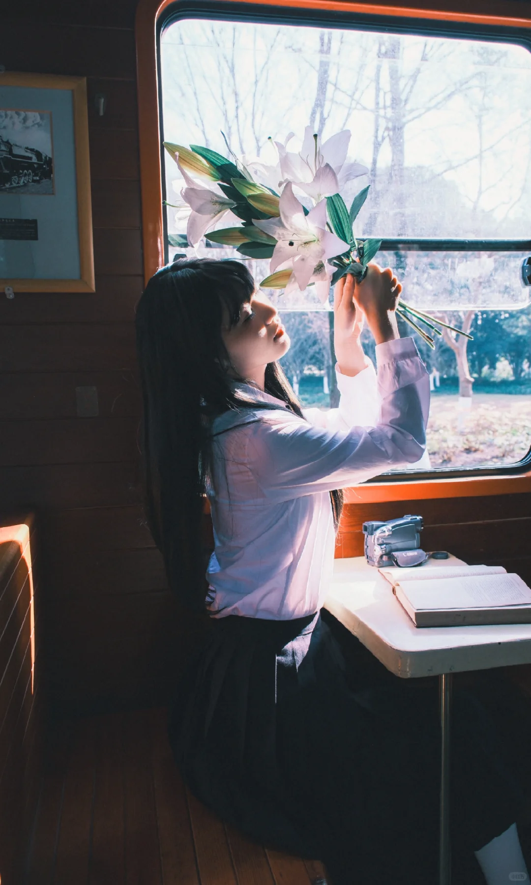 Fujifilm｜透过车窗的光，漫染少女的眼眸✨