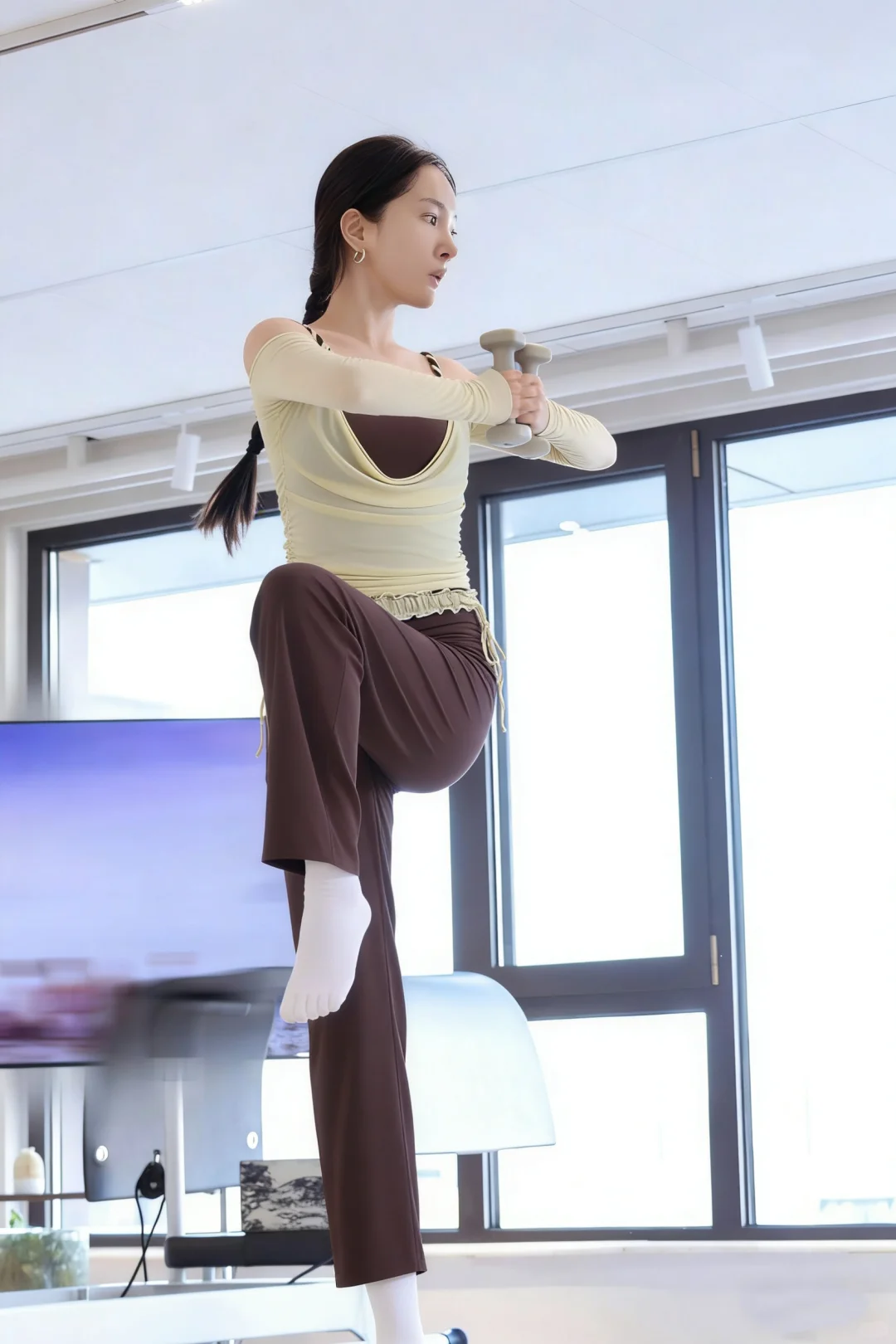 幂幂同款 | 黄油可露丽瑜伽服美到失语✨