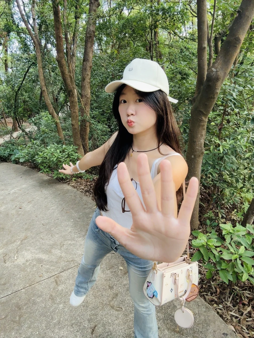 你眼睛会笑(◍•ᴗ•◍)