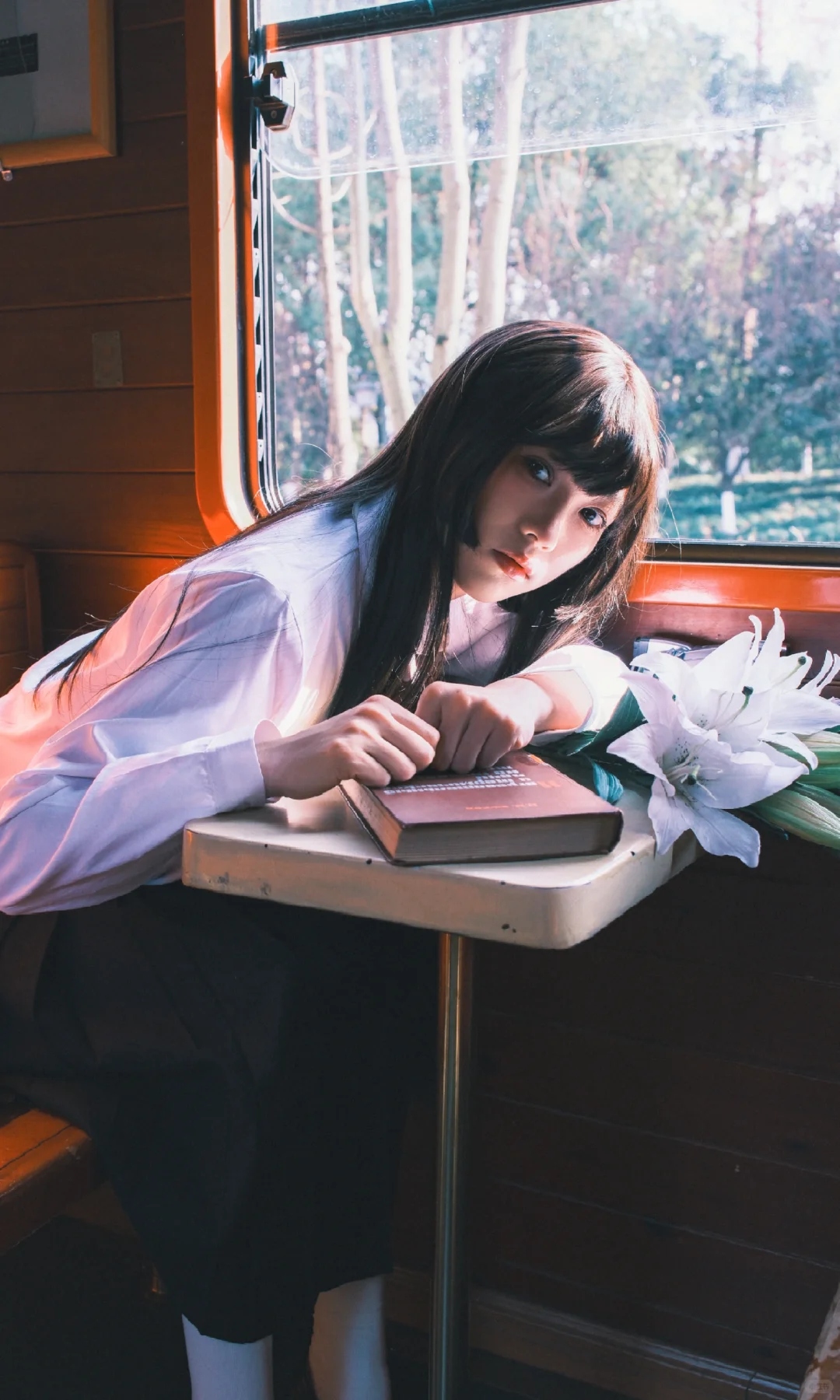 Fujifilm｜透过车窗的光，漫染少女的眼眸✨