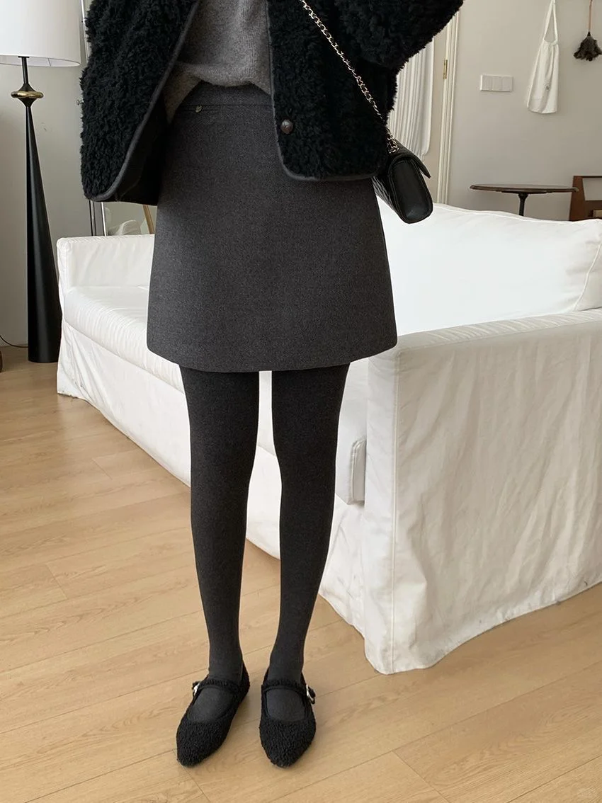 秋冬显瘦王炸💥 毛呢A字包臀裙太绝了