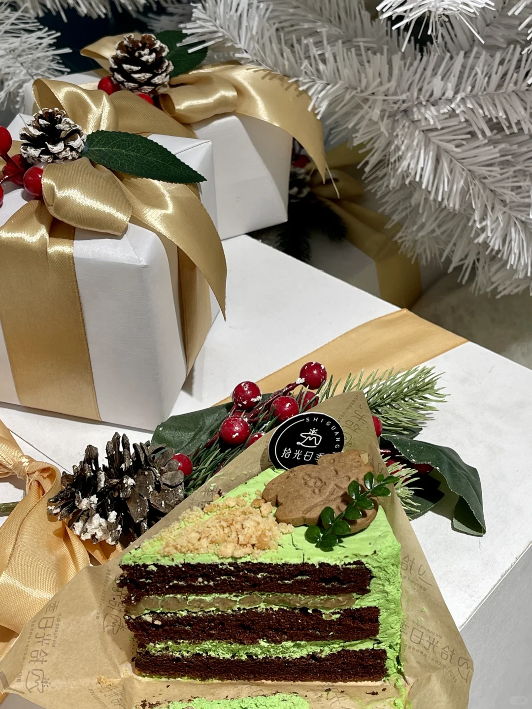 🍰•ᴗ•🥄从吃小蛋糕开始幸福‧₊˚