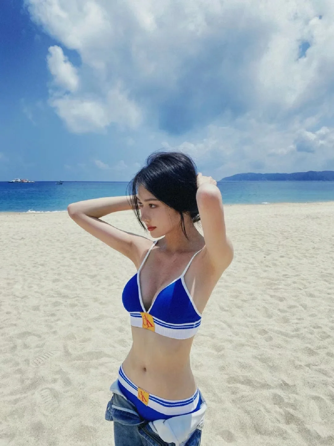 嫩模2月档期可约