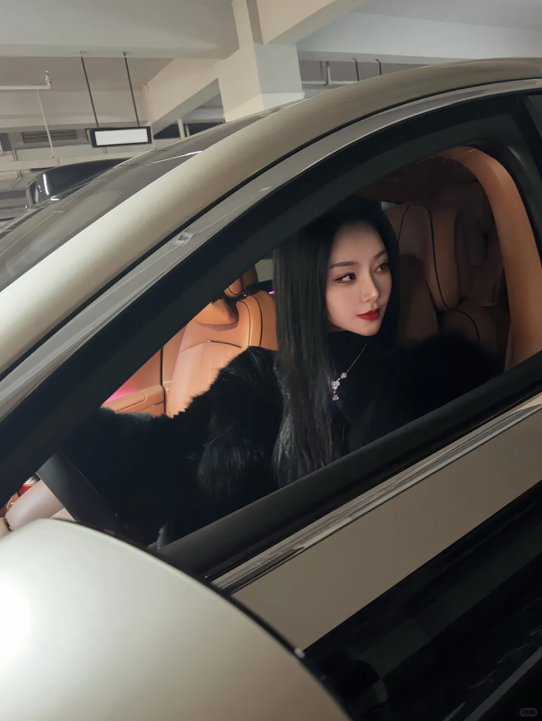 低调，但并不影响我闪耀