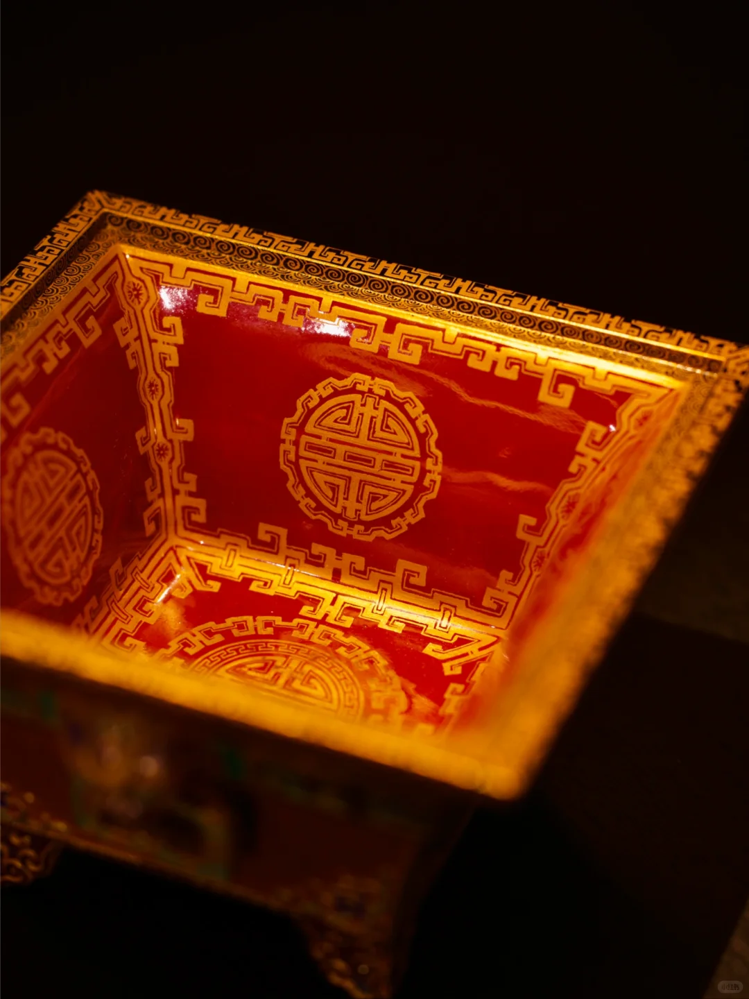 被故宫馆藏级的当代瓷器作品长什么样❓