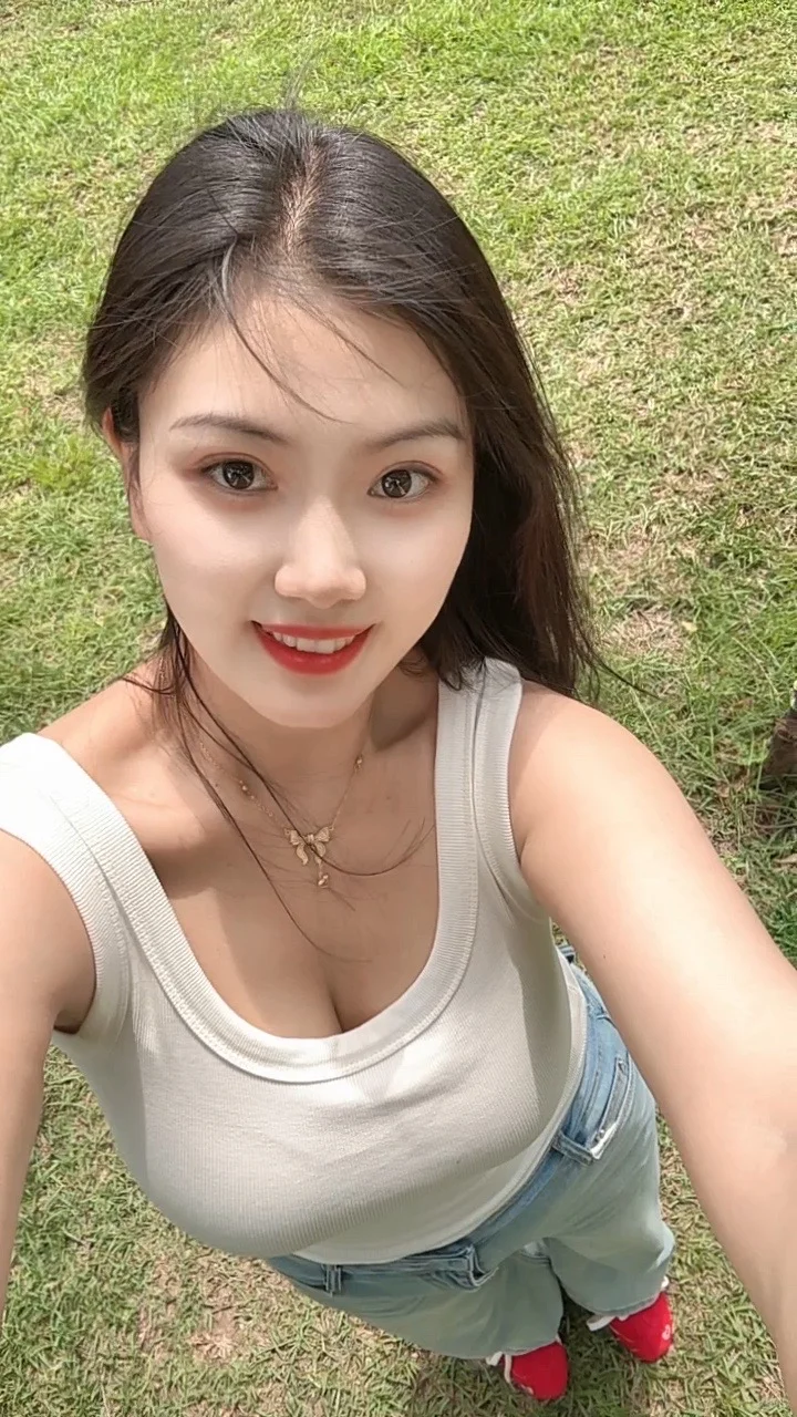 好大气 明媚的美！！！