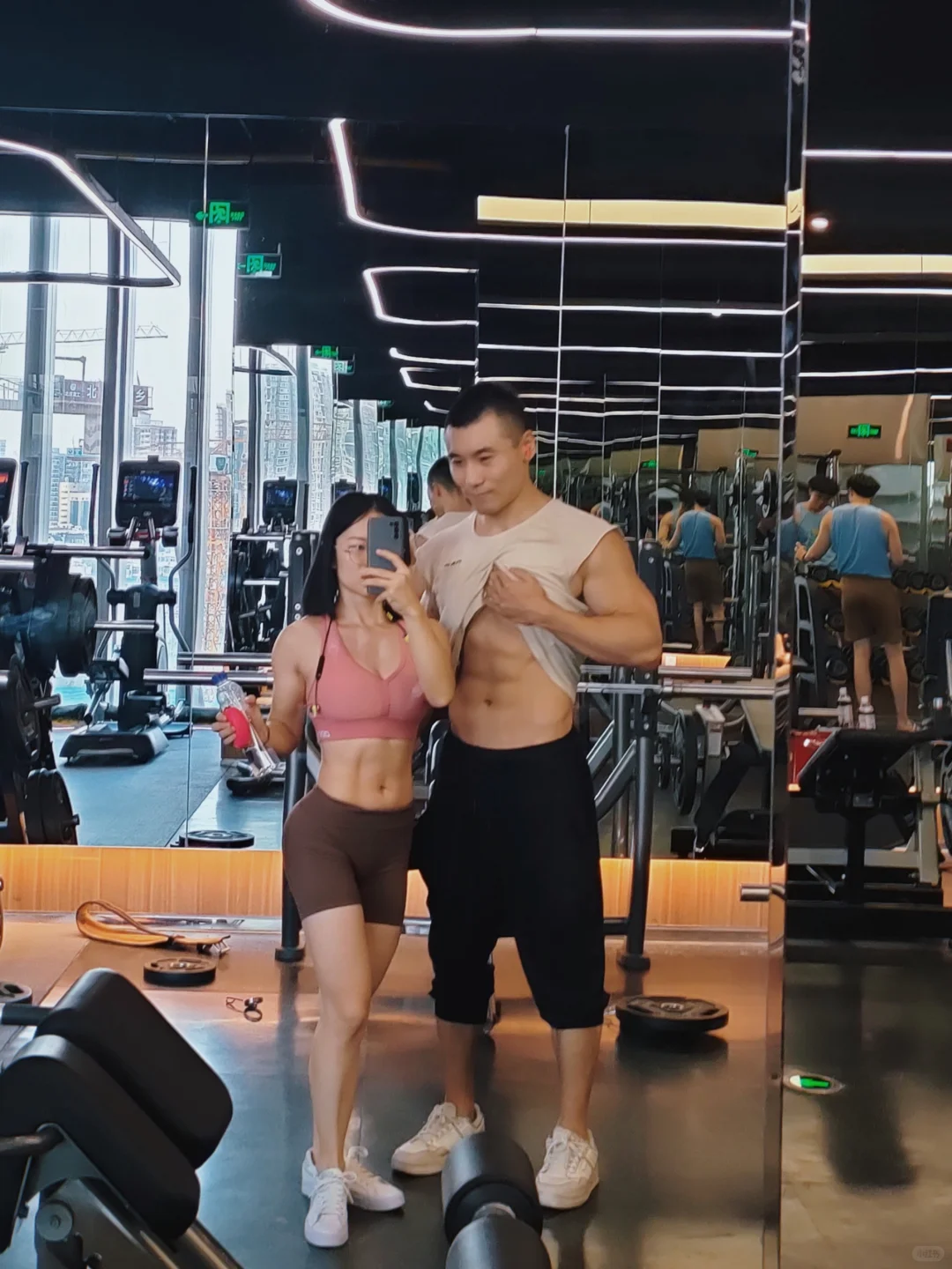 150-160cm小个子，如何健身吃饭，能显瘦显高？