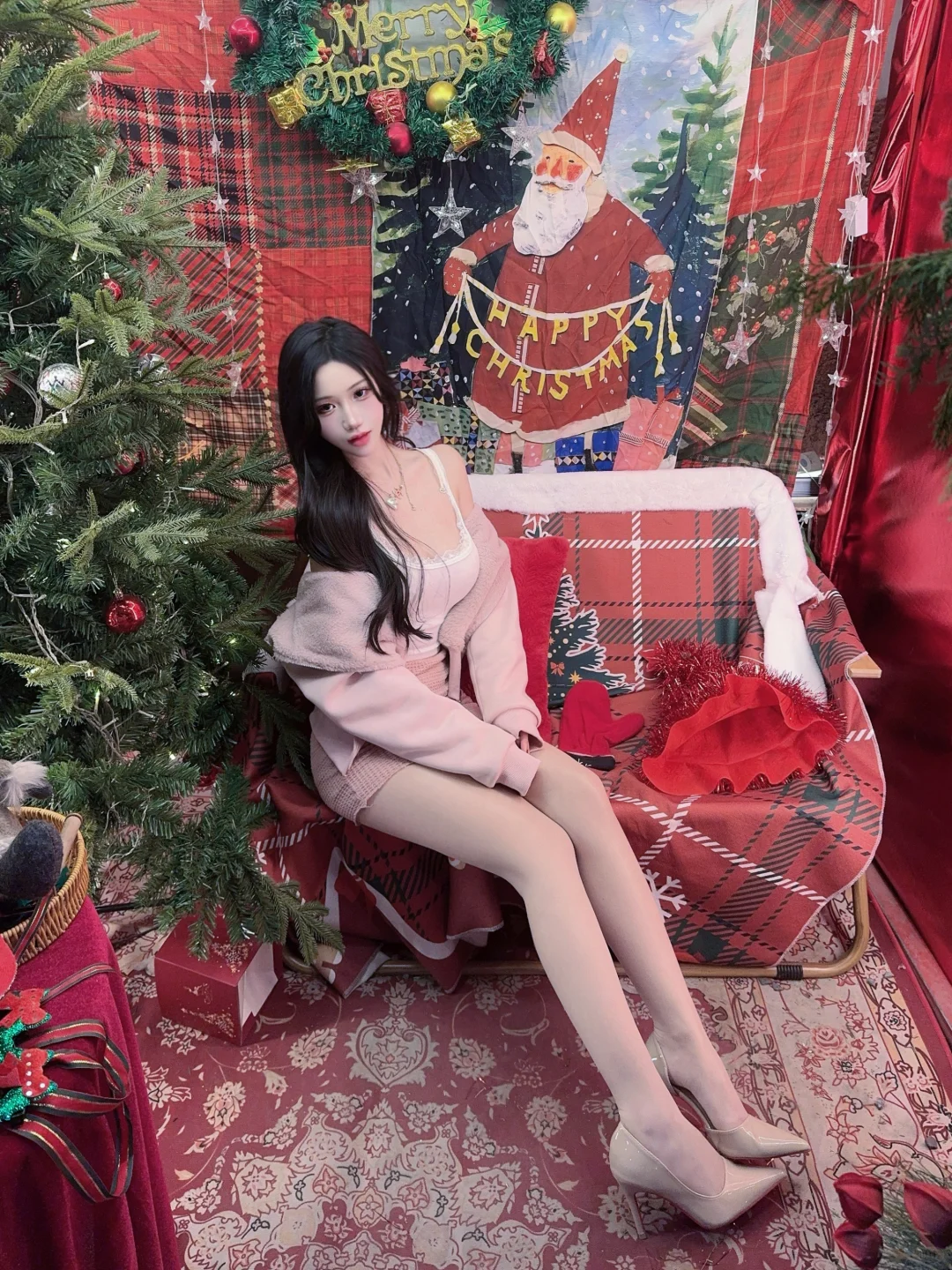 小甜辣妹出现一下