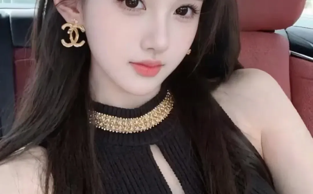 感觉她真的好漂亮啊！！