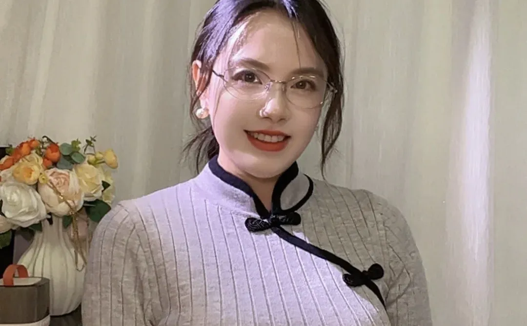 今儿穿旗袍，你爱不爱？