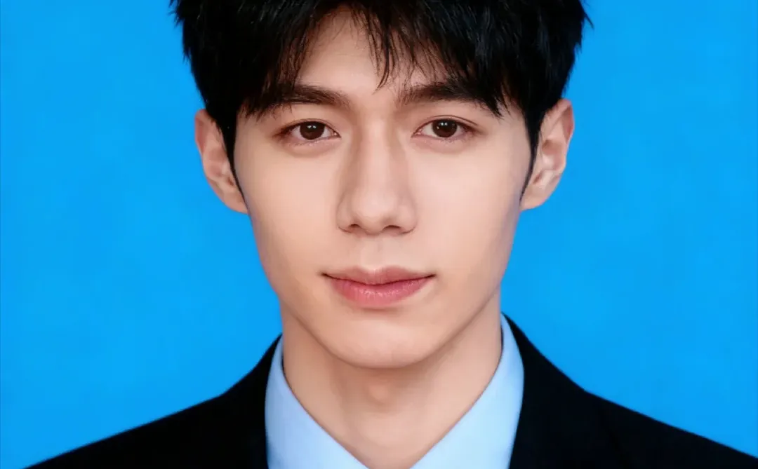 05/男大/爱好健身。