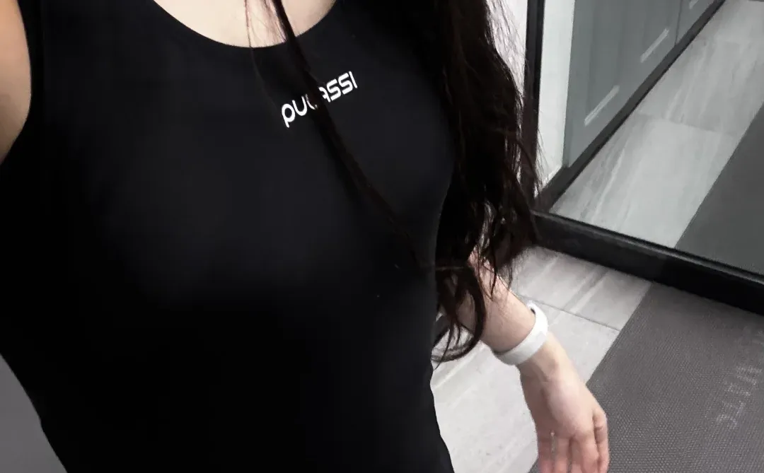 恭喜这位女士 在30岁这年get人生首套泳装照