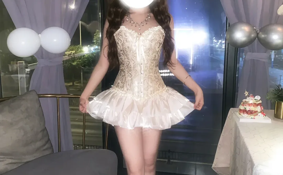 💰70 美美拿下一套生日战裙