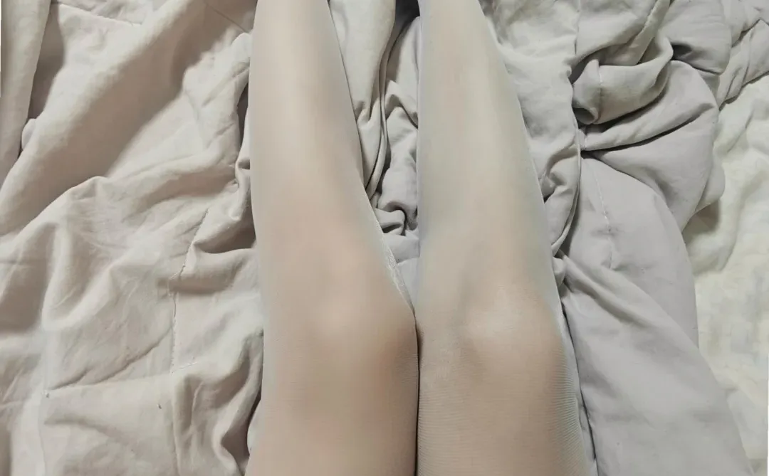 白丝上腿效果咋样？快来看👀