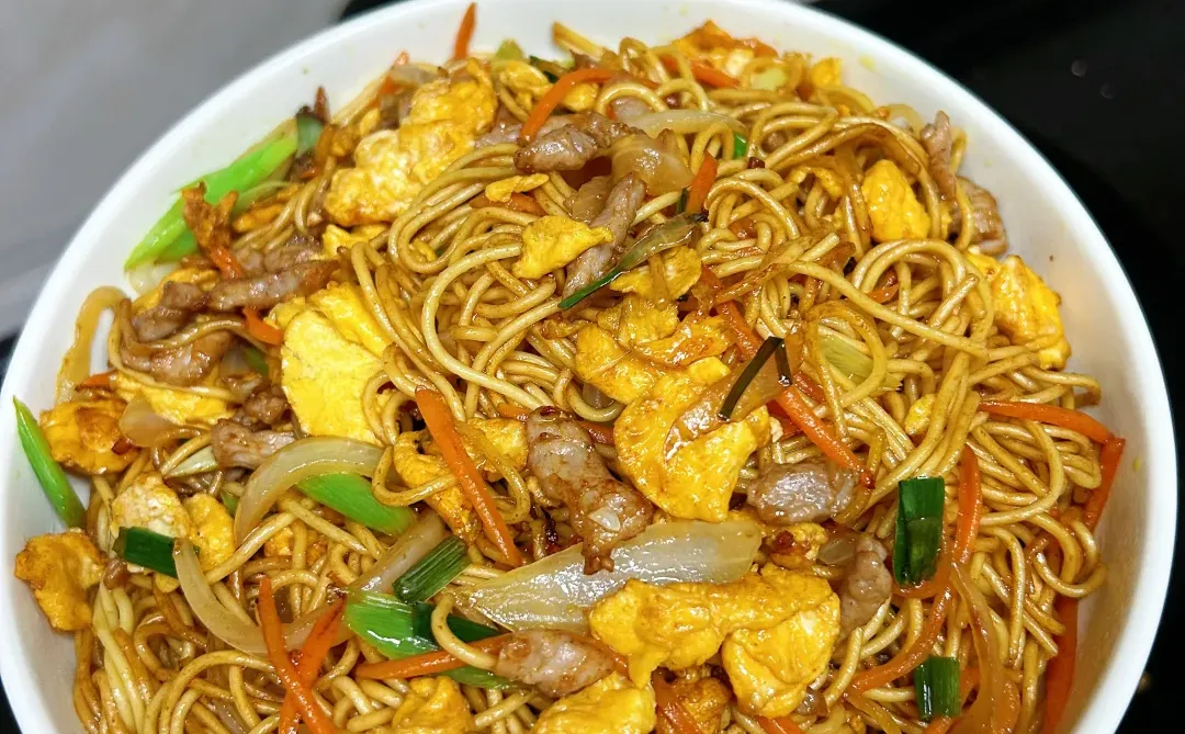 答应我，一定要试试这个巨好吃的家常炒面🍜！